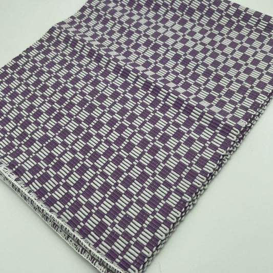 TABLE RUNNER (AVAILABLE IN DIFFERENT SIZES)
